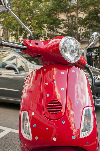 Kolor czerwony motocykl — Zdjęcie stockowe