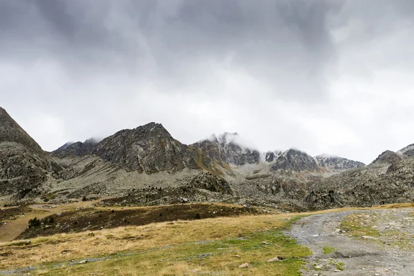 Montagne in autunno — Foto Stock