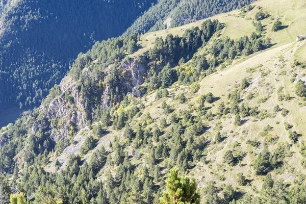 Montanhas no outono — Fotografia de Stock