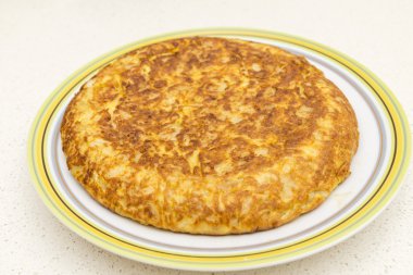 İspanyol omleti maydanoz ile 