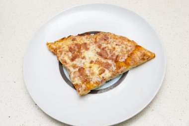 peynirli pizza hamuru hazırlama 