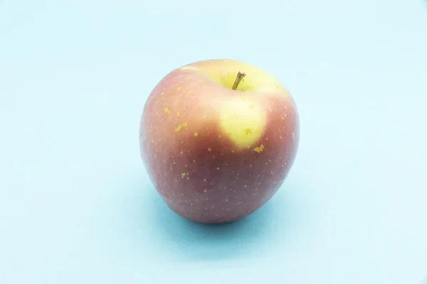 Dojrzałe jabłko — Zdjęcie stockowe