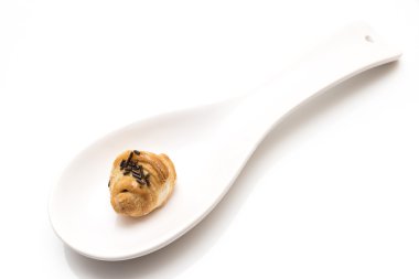 Çikolatalı kruvasan 