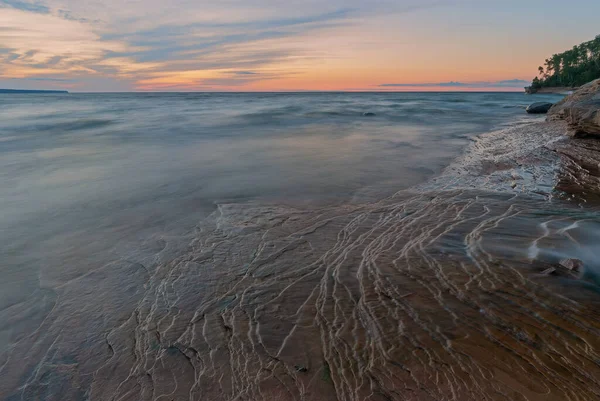 Пейзаж Майнерс Бич Сумерках Верхнее Озеро Изображенные Скалы National Lakeshore — стоковое фото