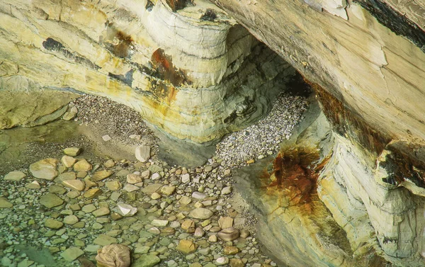 Landschaft Einer Meereshöhle Entlang Der Erodierten Sandsteinküste Des Lake Superior — Stockfoto