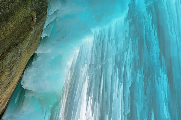 Intérieur de la grotte de glace de Grand Island — Photo