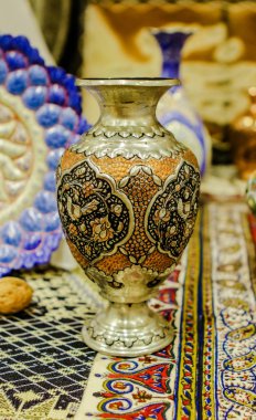 Tencere işlemeli Oriental