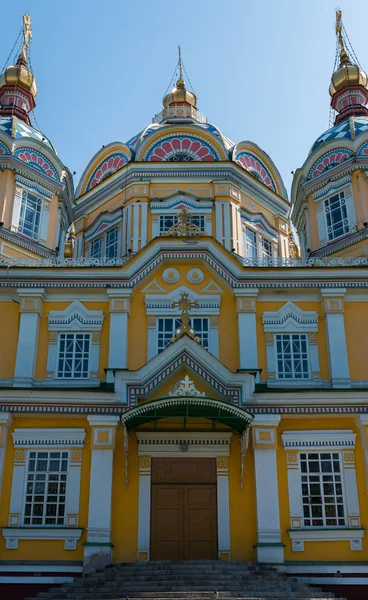 Kazakistan, Almaty 'deki Zenkov Katedrali