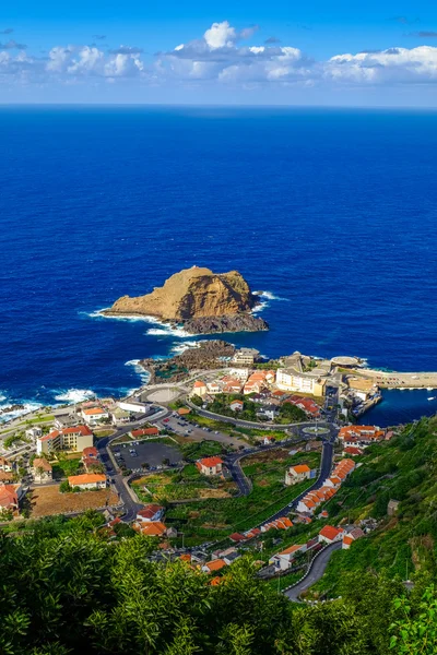 Ilha da Madeira, Portugal. Porto Moniz — Fotografia de Stock