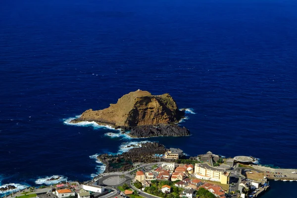 Ilha da Madeira, Portugal. Porto Moniz — Fotografia de Stock