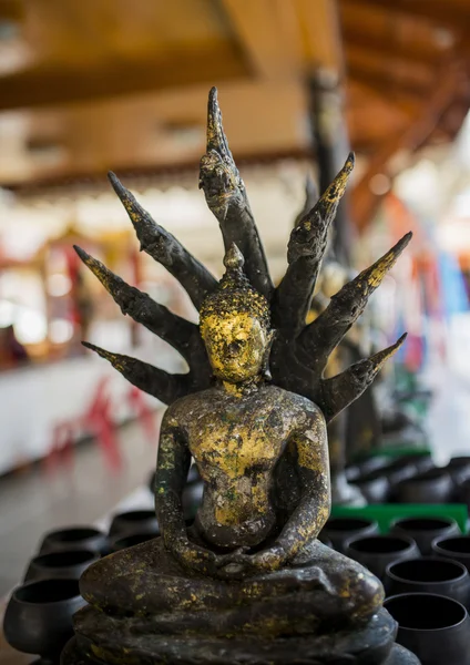 Estatua de buddha en wat — Foto de Stock