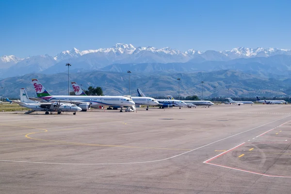 Aeroportul din orașul Almaty, Kazahstan — Fotografie, imagine de stoc