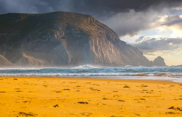 ポルトガル アルガルヴェ ケープセントビンセントの大西洋のロッキー海岸 — ストック写真