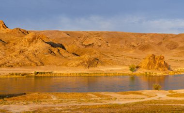 Kazakistan, Almaty 'deki Ili Nehri.