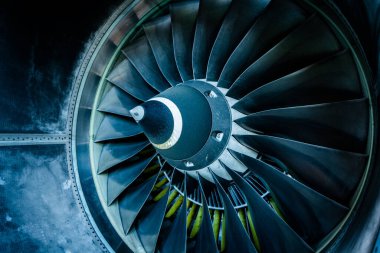 Modern uçak turbofan motorunun pervane pervaneleri