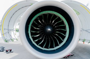 Jet motorlu uçaklar bakım dönemi kontrolü, havacılık endüstriyel hizmetleri için açıldı