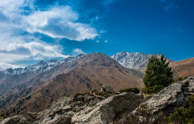 dağlar görünümü