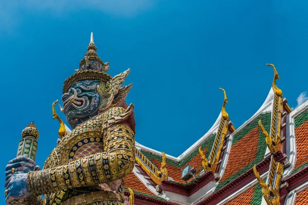Buddhistische Tempelskulpturen — Stockfoto