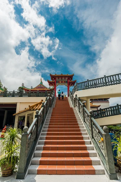 Kinn Swee Höhlen Tempel — Stockfoto