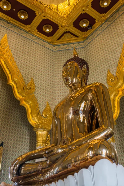 Goldener Buddha von wat traimit — Stockfoto