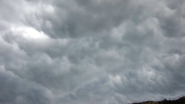 Nubes de tormenta oscura — Vídeo de stock