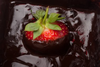 Sıcak çikolata çilek