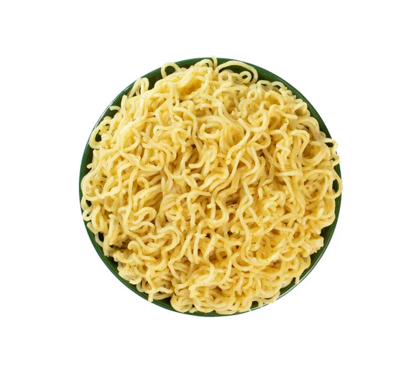 白背景的即时Masala Maggi Plain Maggi Noodles — 图库照片