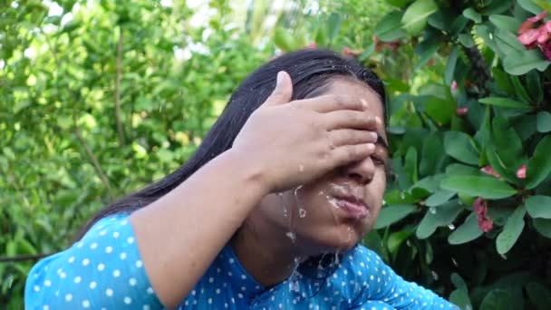 Woman Splashes Cold Water Her Face Hot Day Closeup View — Stock Video