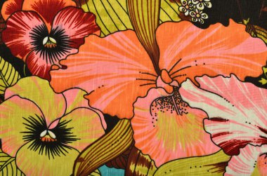  çiçek desenli kumaş.