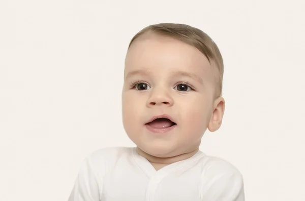 Bonito menino sorrindo . — Fotografia de Stock