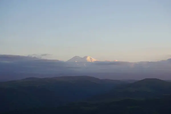 Panorama Montagne Elbrus Soir Dans Les Nuages Chaîne Montagnes Caucase — Photo