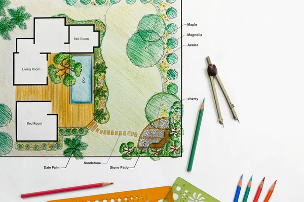 Landschaftsarchitekturstudent Lernt Design Hinterhof Pool Und Gartenplan — Stockfoto