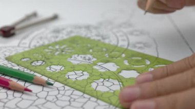 Öğrenci tasarımı arka bahçe bahçe planı sınıfta.