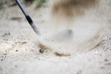 Tuzakta isabet kum golf kama