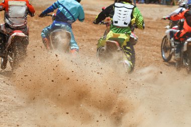 Kir enkazı büyük bir motokros yarışı