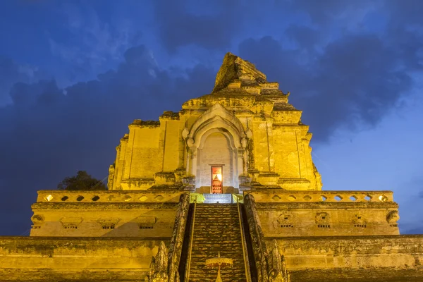 ワット チェディ ルアン、地域の最も重要な寺院の一つ. — ストック写真