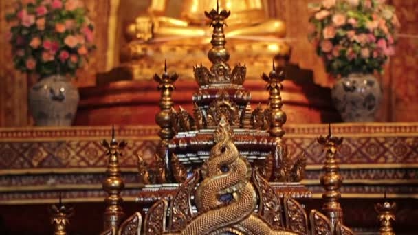 Estatua de Phra Singh, Chiangmai Tailandia . — Vídeo de stock