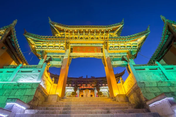 Hundert Hühnertempel in der Altstadt von Shangrila, Yunnan China. — Stockfoto