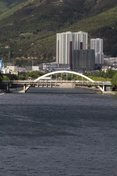 Tai'an Daqiao Bridge v Dalí city, provincie Yunnan Čína. — Stock fotografie