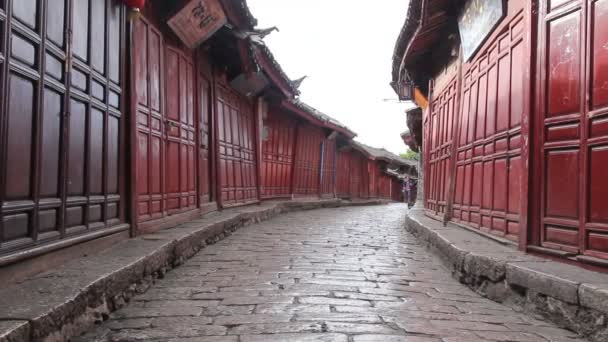 Lijiang eski şehir sokakları sabah, Yunnan Çin. — Stok video