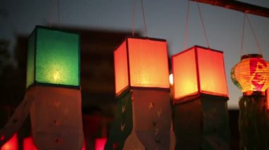 Kağıt fenerler Yee-peng Festivali, Chiang Mai Tayland