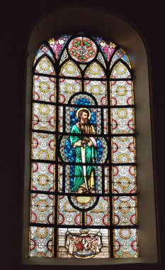 Saint-Martin kilisede vitray pencere Saint Simon görüntüsü ile