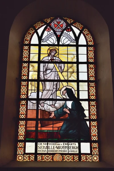 Stained glass window in Saint-Martin Church. — Stock Photo, Image