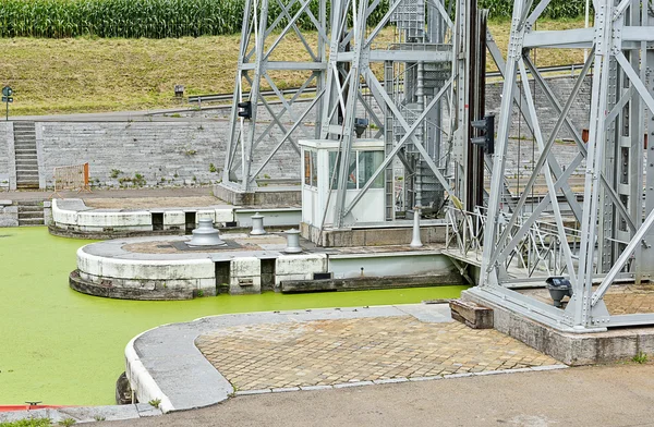 Constructie details van hydraulische boot Lift nummer 1 van Louviere, België — Stockfoto