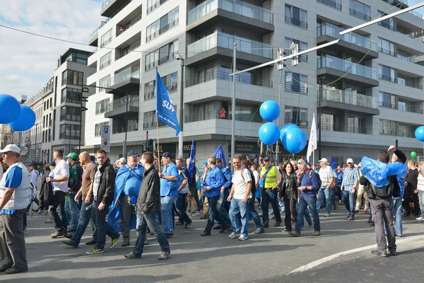 La police belge proteste contre la modification des régimes de retraite et des statuts — Photo