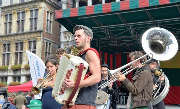 Street actors in Brussels — Stock Photo, Image