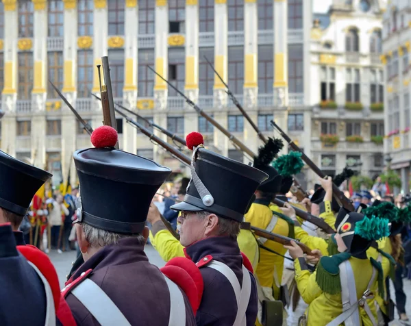 Viering van de onafhankelijkheid van België in 1830 op Grand Place — Stockfoto