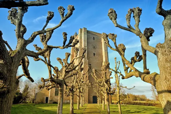 Eglise de Sint Anna ter Muiden dans la municipalité de Sluis, Zélande Province aux Pays-Bas — Photo