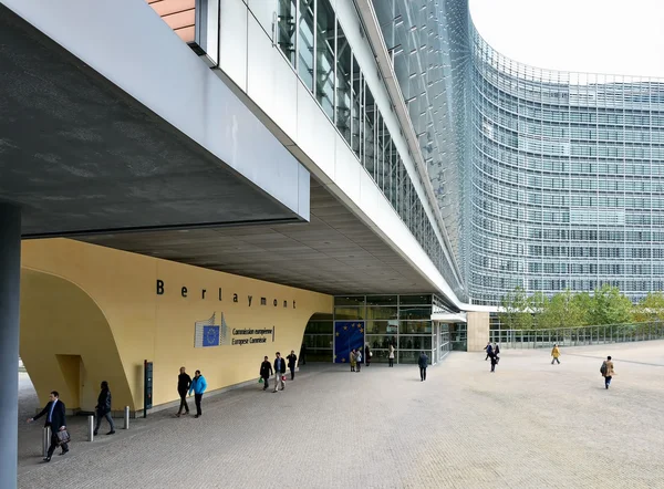 Modern building of the European Commission headquarter in Brussels — Stock Photo, Image