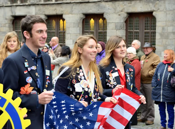 Participants of Poppy Parade commemorating 100 years of World War I — Stock Photo, Image
